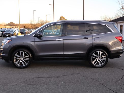 Used 2016 Honda Pilot Touring image 5