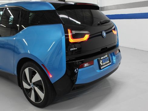 Used 2017 BMW i3 w/ Range Extender RWD image 8