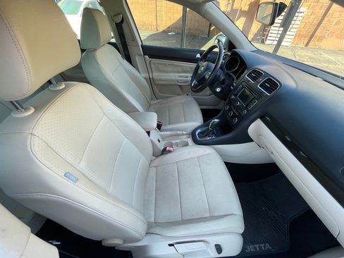 Used 2012 Volkswagen Jetta TDI image 16