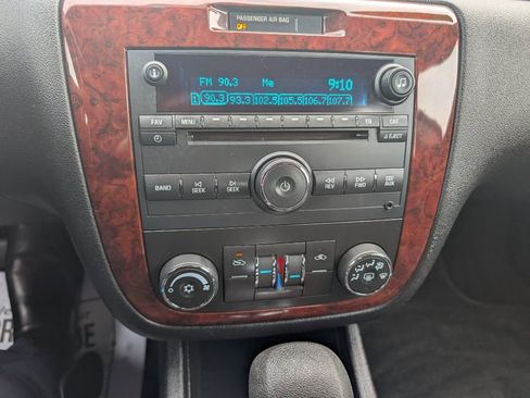 Used 2006 Chevrolet Impala LT image 11