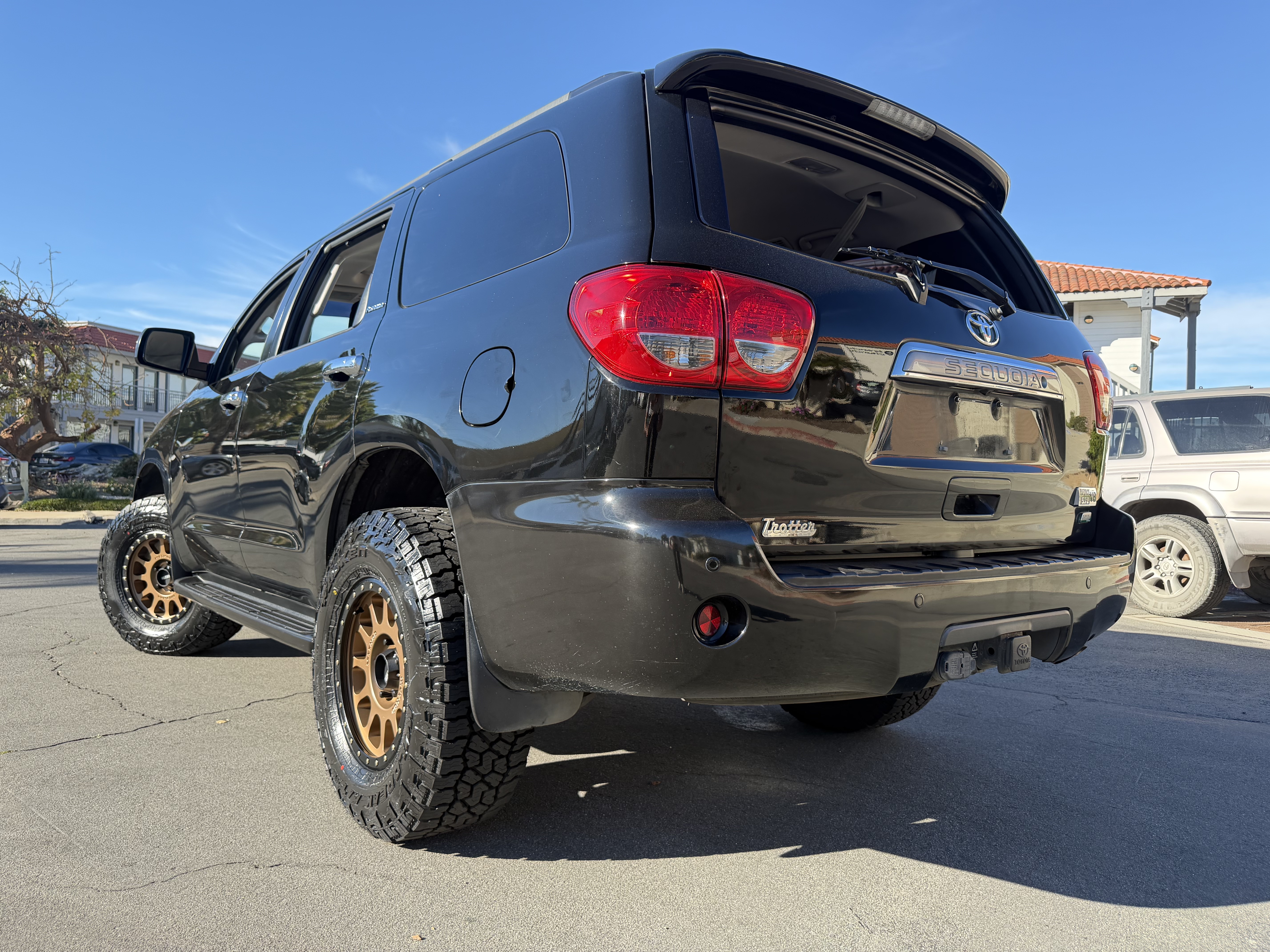 Used 2012 Toyota Sequoia Platinum AWD/4WD image 6