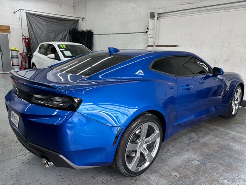 Used 2016 Chevrolet Camaro LT image 7