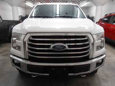Used 2017 Ford F150 XLT Pickup 4D 5 1/2 ft AWD/4WD image 3