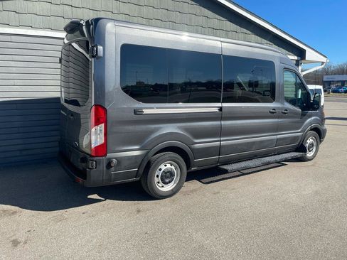 Used 2019 Ford Transit 350 XL image 17