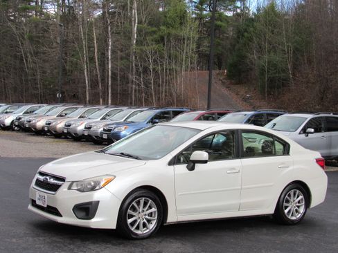 Used 2014 Subaru Impreza 2.0i Premium image 2