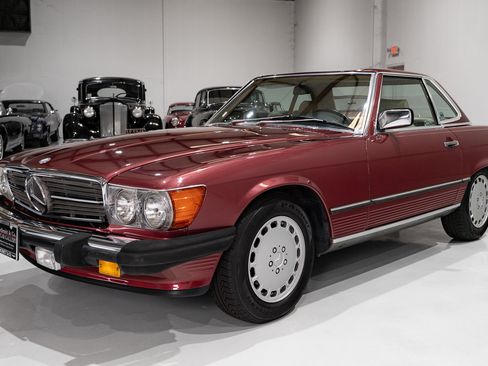 Used 1989 Mercedes-Benz 560 SL image 6