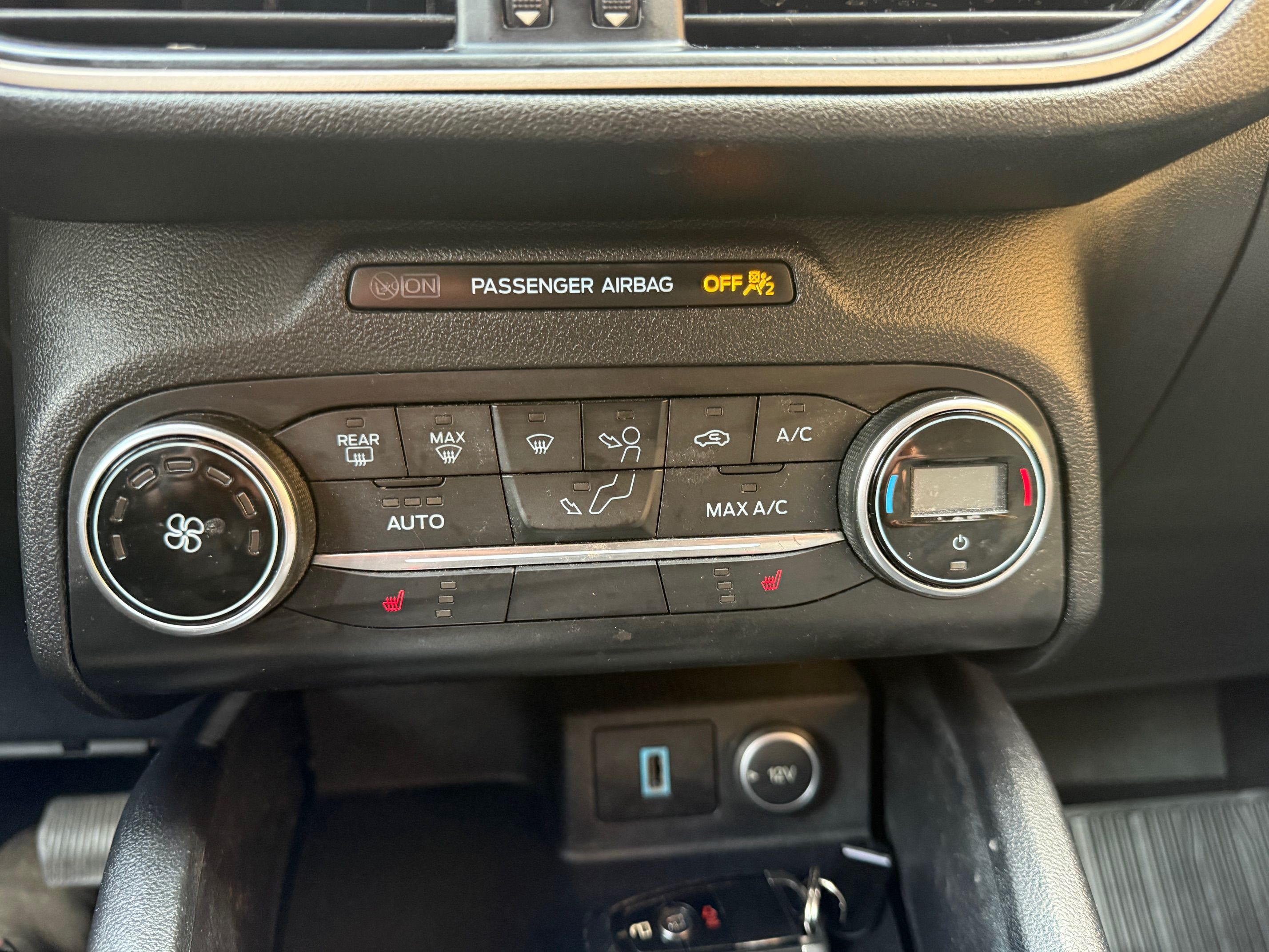 Used 2020 Ford Escape AWD SE image 16