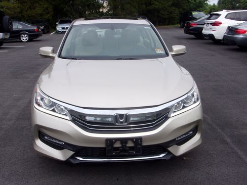 Used 2017 Honda Accord EX-L V6 Sedan image 17