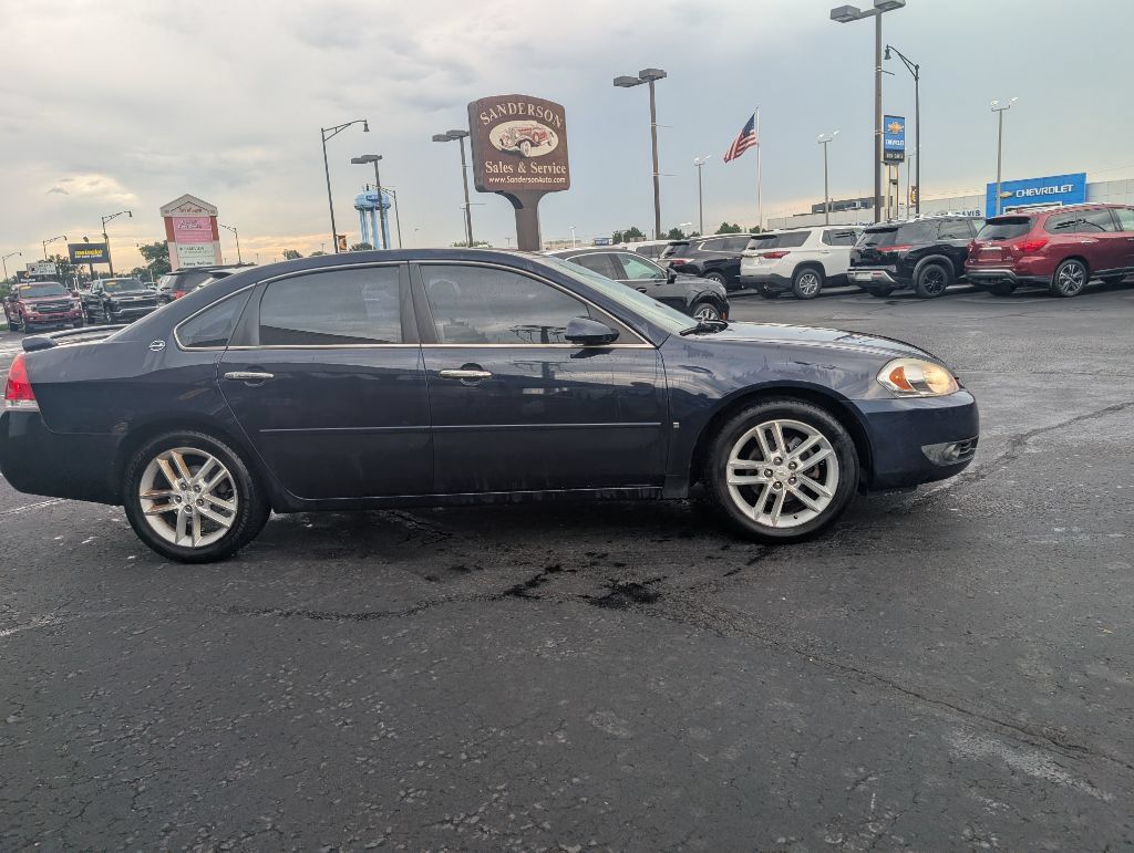 Used 2008 Chevrolet Impala LTZ FWD image 4