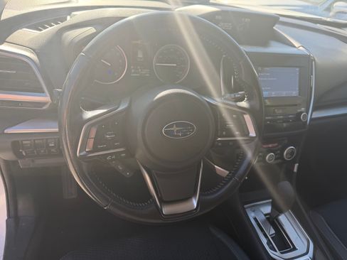 Used 2019 Subaru Forester Premium image 18