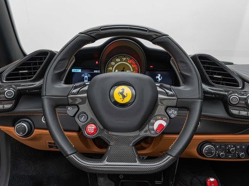 Used 2017 Ferrari 488 Spider image 8
