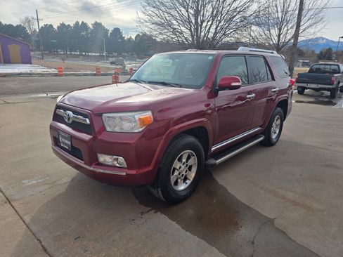 Used 2011 Toyota 4Runner Limited image 2