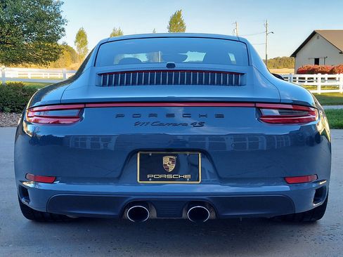 Used 2017 Porsche 911 Carrera 4S image 22