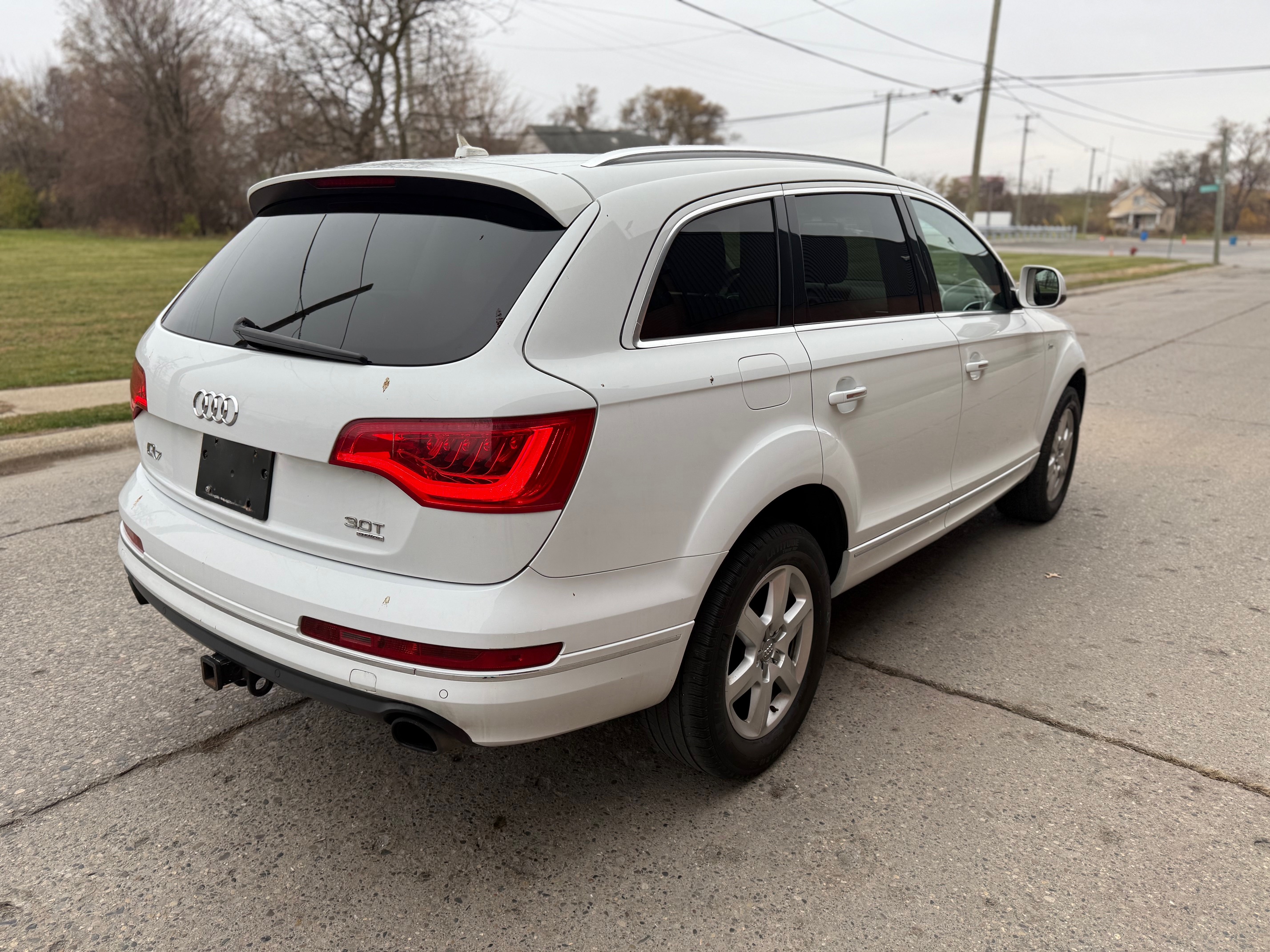 Used 2015 Audi Q7 3.0T Premium AWD/4WD image 6