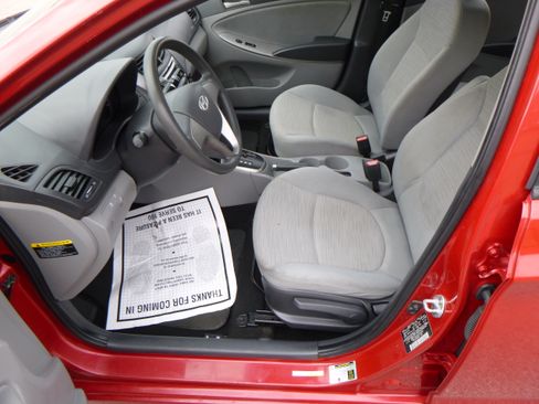 Used 2016 Hyundai Accent SE image 13