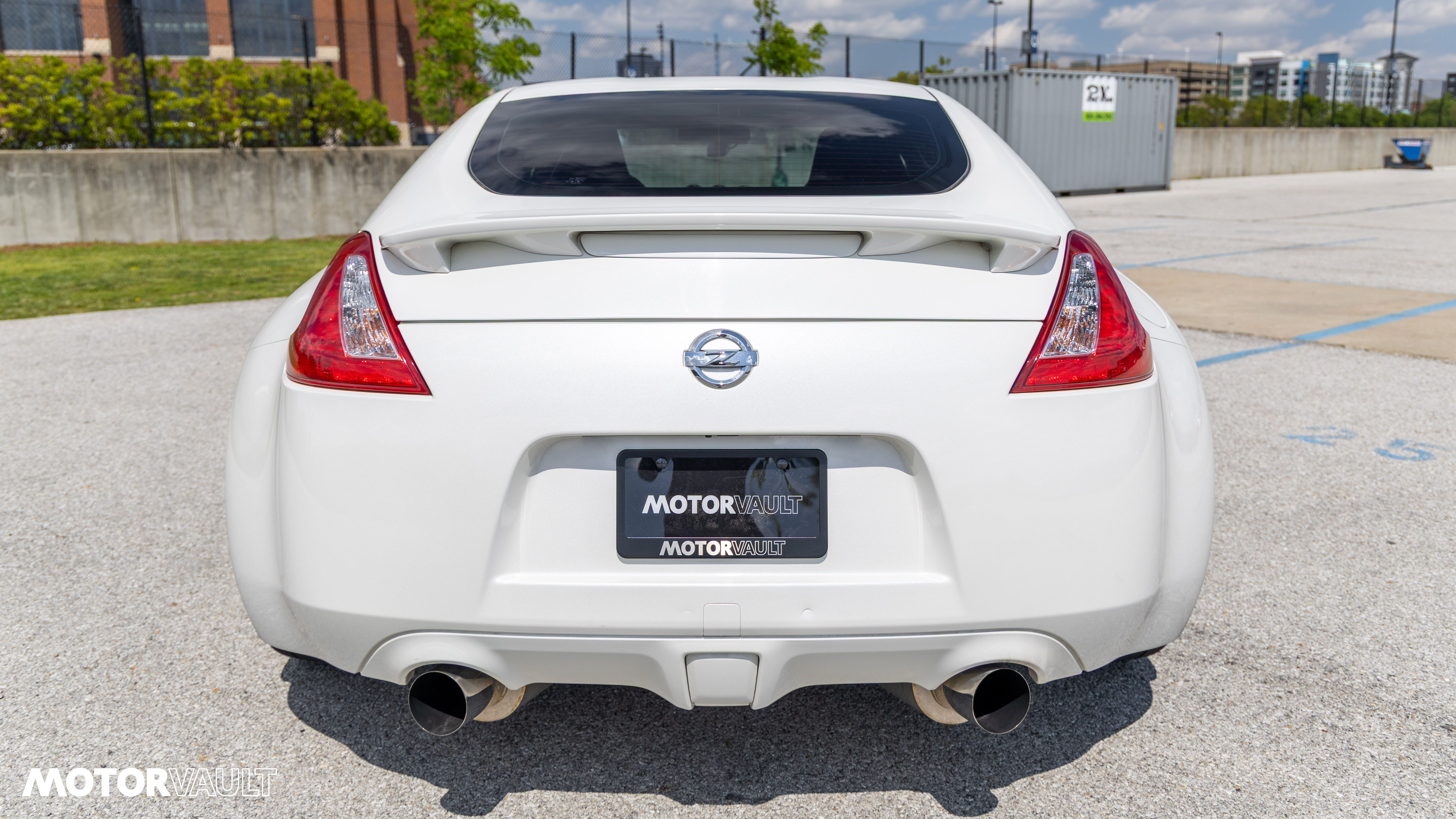 Used 2013 Nissan 370Z Coupe RWD image 19
