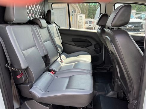 Used 2018 Ford Transit Connect XL image 15