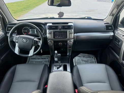 Used 2017 Toyota 4Runner 2WD image 18