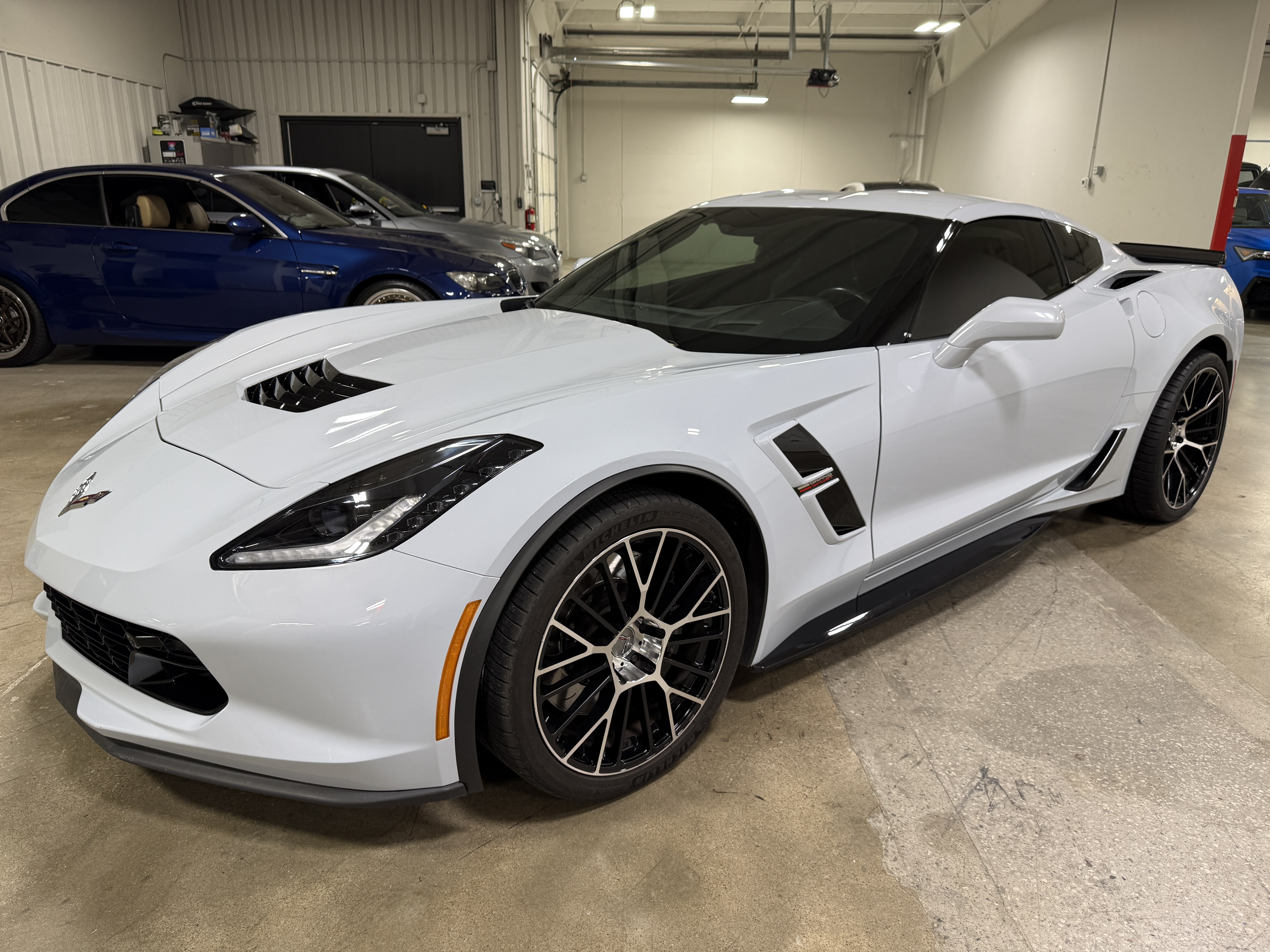 Used 2019 Chevrolet Corvette Grand Sport Coupe w/ 2LT RWD image 16