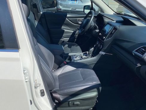 Used 2021 Subaru Forester Touring image 21