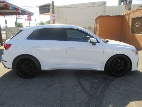 Used 2020 Audi Q3 quattro 2.0T Premium w/ S Line AWD/4WD image 1