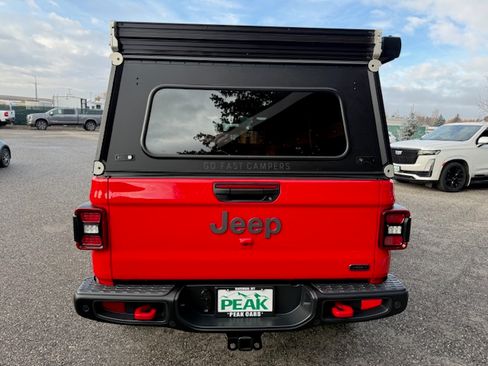 Used 2020 Jeep Gladiator Rubicon image 4