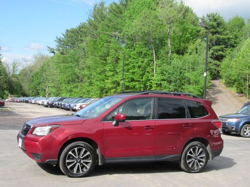 Used 2017 Subaru Forester 2.0XT Premium AWD/4WD image 2