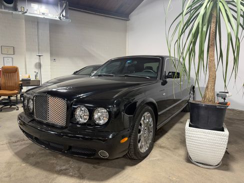 Used 2005 Bentley Arnage T image 1
