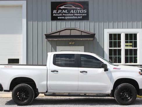 Used 2020 Chevrolet Silverado 1500 LT Trail Boss image 5