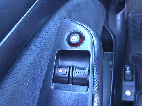 Used 2005 Honda Civic EX Coupe image 20