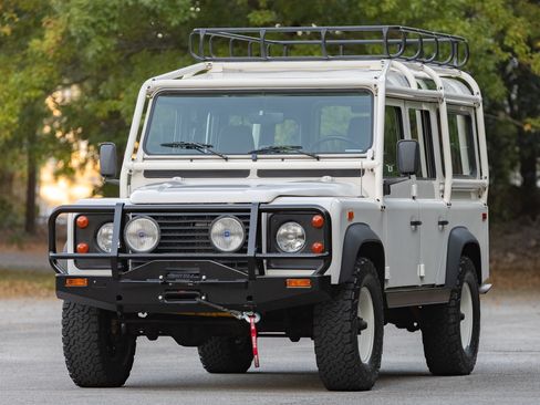 Used 1993 Land Rover Defender 110 image 8