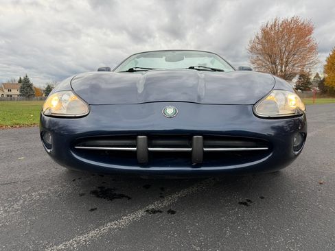Used 1998 Jaguar XK8 image 20