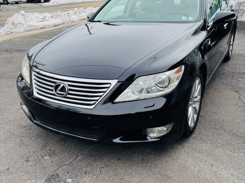 Used 2011 Lexus LS 460 image 1