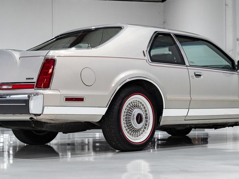 Used 1990 Lincoln Mark VII Blass image 26