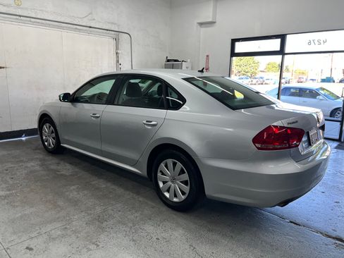 Used 2013 Volkswagen Passat 2.5 S image 5