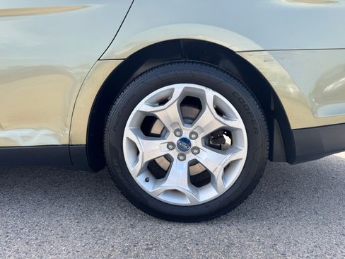 Used 2012 Ford Taurus Limited image 14