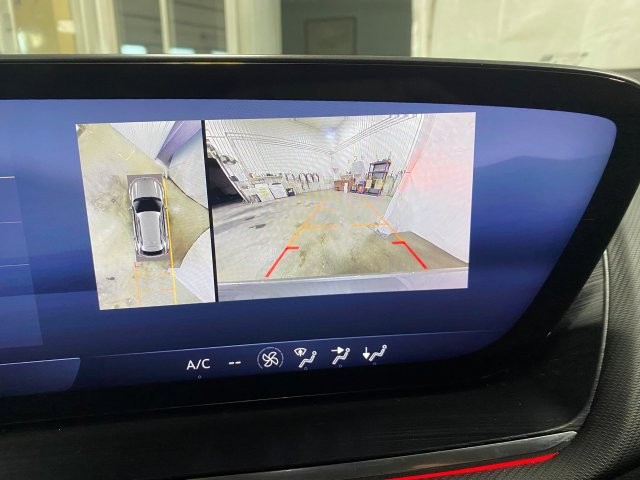 Used 2024 Buick Envision Preferred AWD/4WD image 12