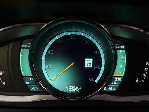 Used 2015 Volvo XC70 T6 Platinum image 65