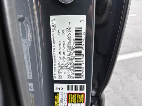 Used 2024 Toyota Tacoma TRD Pro image 34