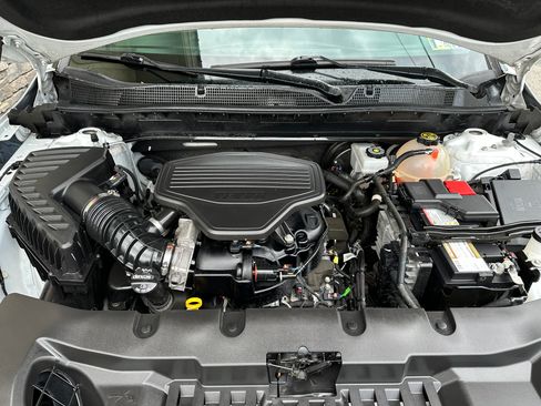 Used 2020 Chevrolet Blazer LT image 19