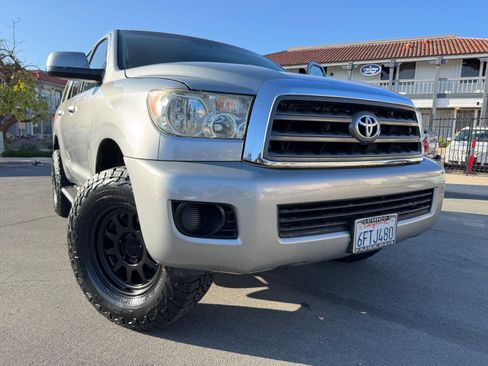 Used 2009 Toyota Sequoia SR5 image 13