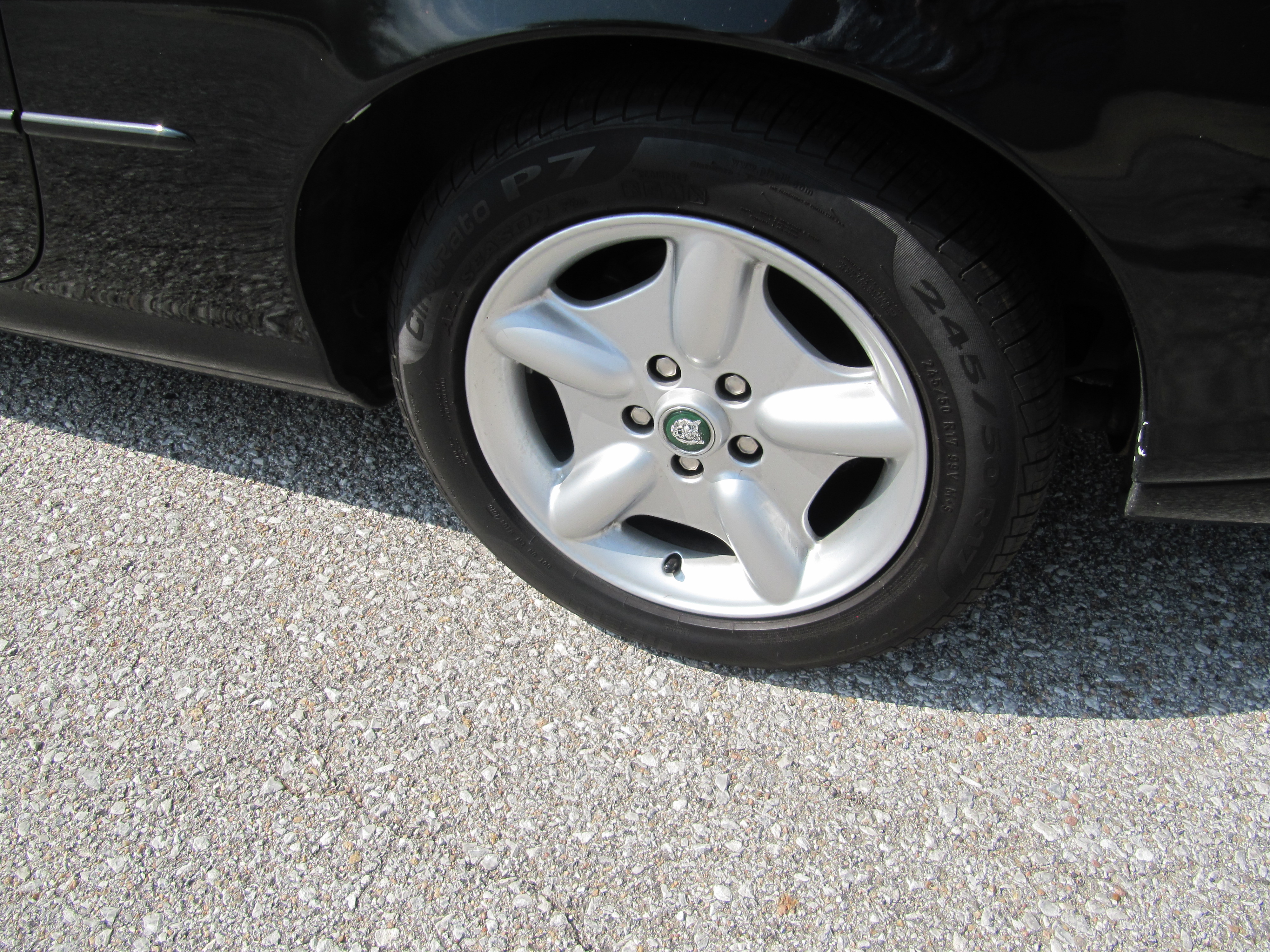 Used 1999 Jaguar XK8 RWD image 5