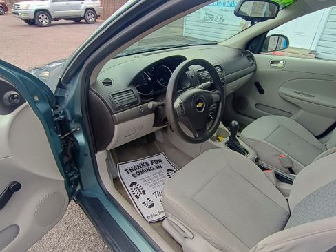 Used 2009 Chevrolet Cobalt LS image 10