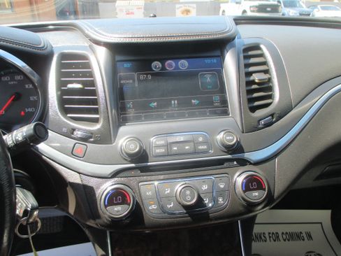 Used 2014 Chevrolet Impala LT w/ 1LT FWD image 5