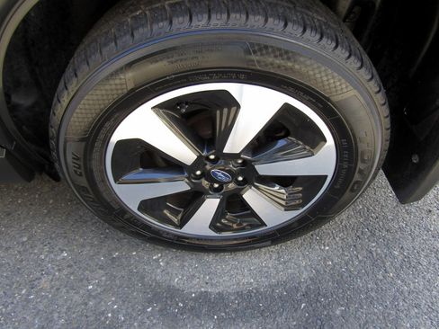 Used 2018 Subaru Forester 2.5i Premium image 11