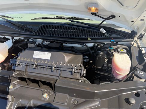 Used 2022 Chevrolet Express 3500 UNAVAIL RWD image 24