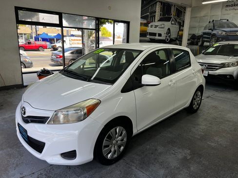 Used 2013 Toyota Yaris LE image 1