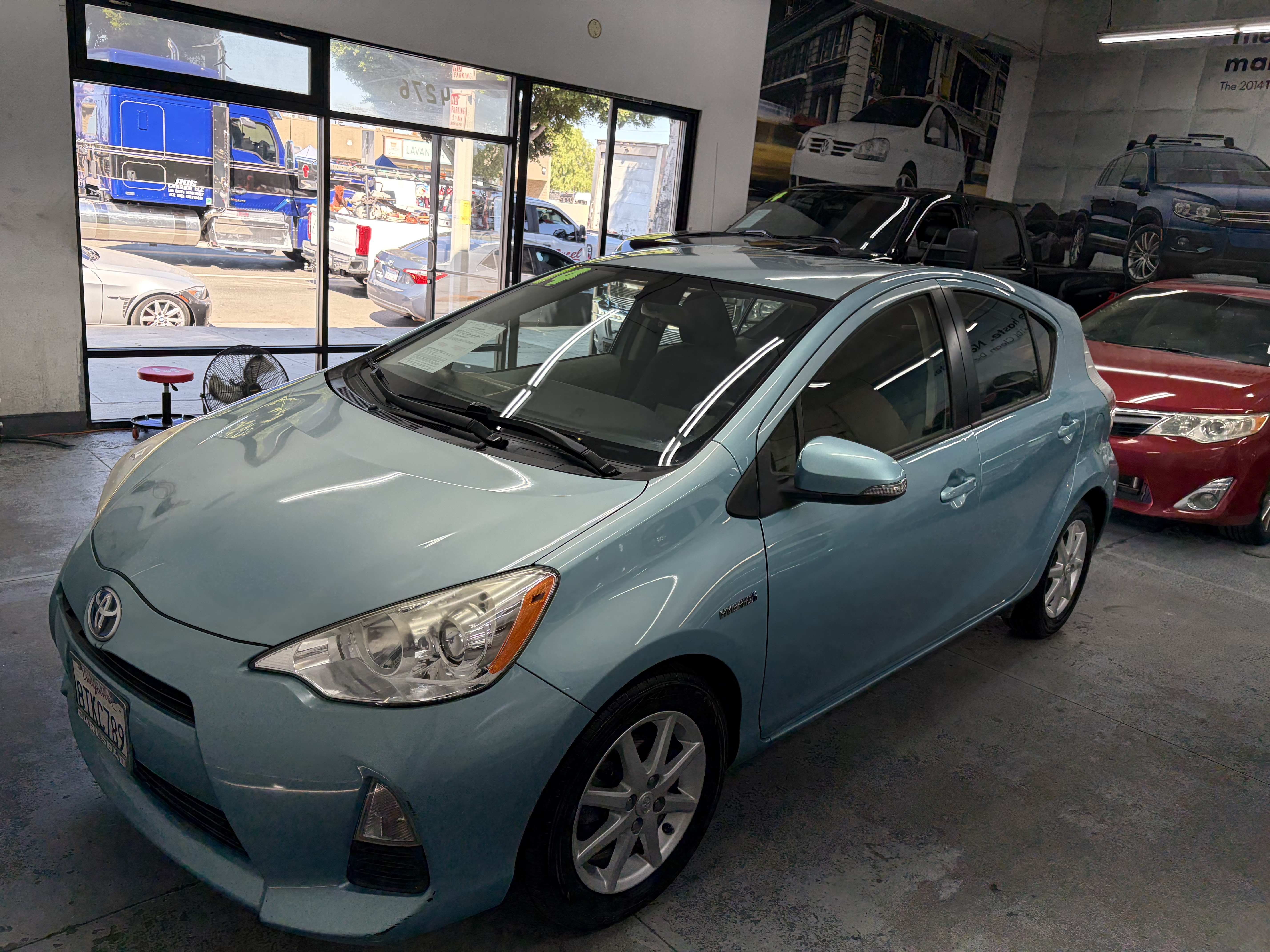 Used 2014 Toyota Prius C Three FWD image 2