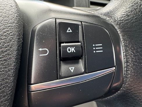 Used 2021 Ford Transit 250 image 10