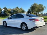 Used 2020 Toyota Camry LE image 3
